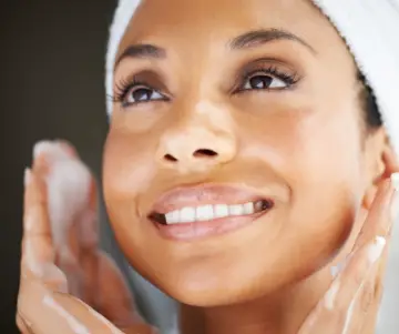Formas de Exfoliar la Piel: Guía Completa para una Piel Radiante