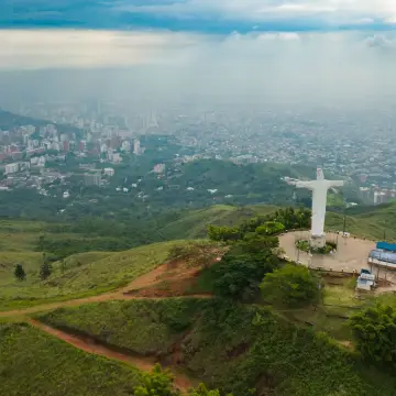 What to do at night in Cali, Colombia? 